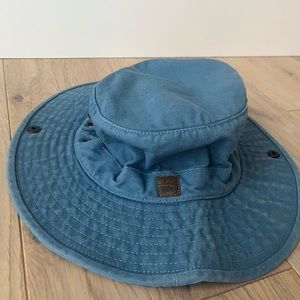 TILLEY HAT